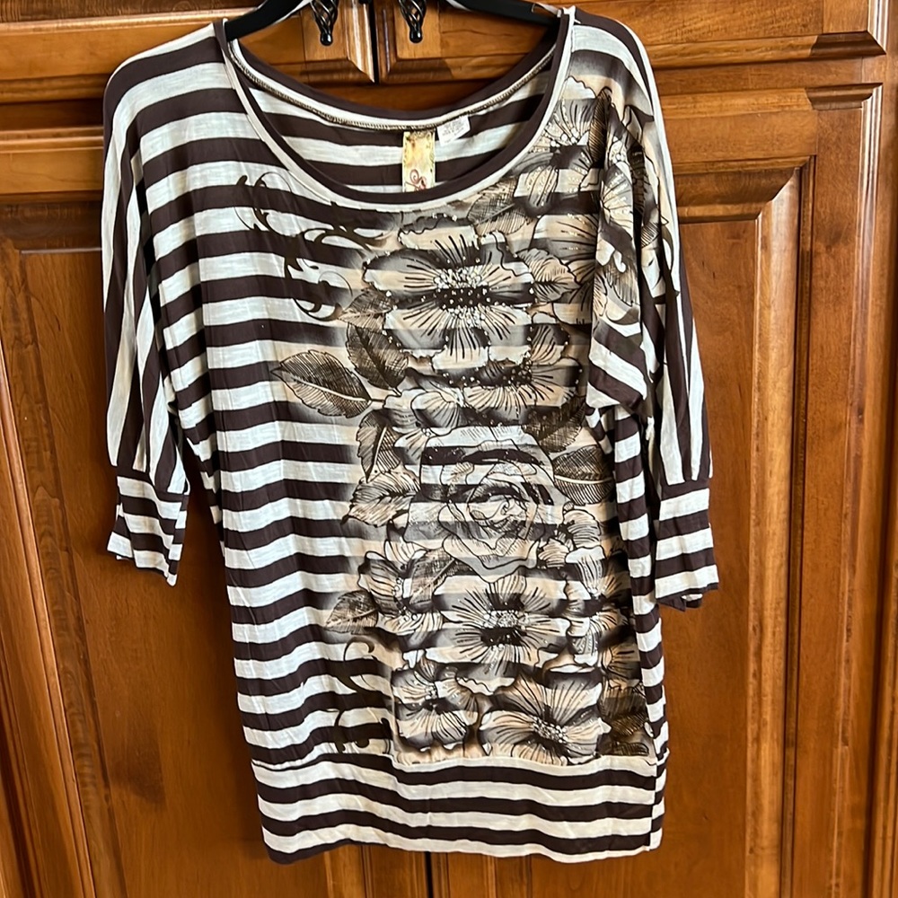 Spoiled top, size L